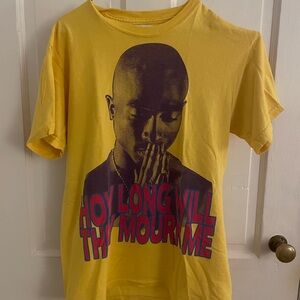 Tupac “how long will they mourn me”Tshirt small